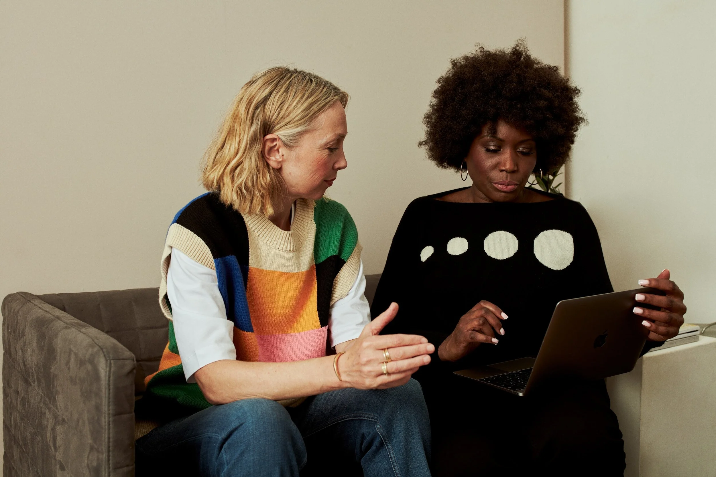 Menopause Coach Course Guiding Women Through Midlife with Confidence