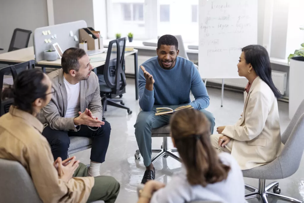 Accountability Coach Training: How to Build a Purpose-Driven Career Helping Others Stay on Track and Achieve Their Goals